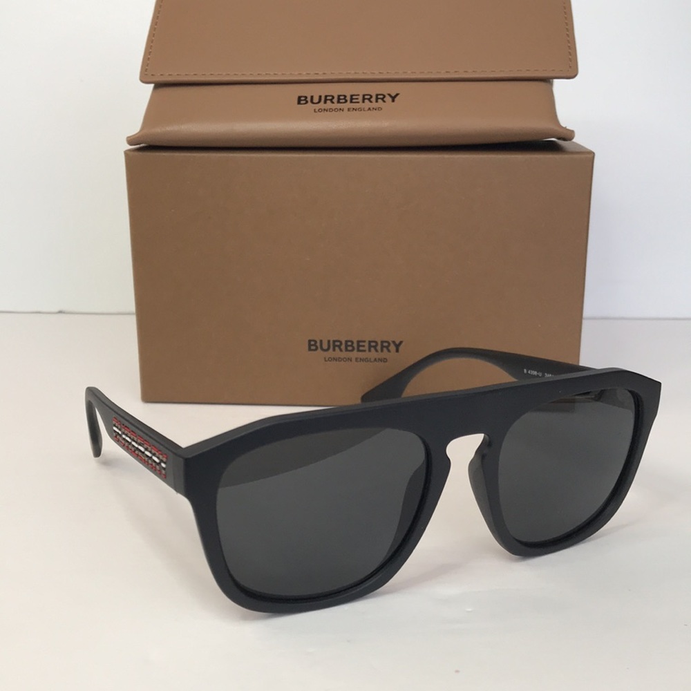 💯- Authentic New Sunglasses Burberry BE 4396 U 346487 Wren Matte Black Dark… - Picture 10 of 13